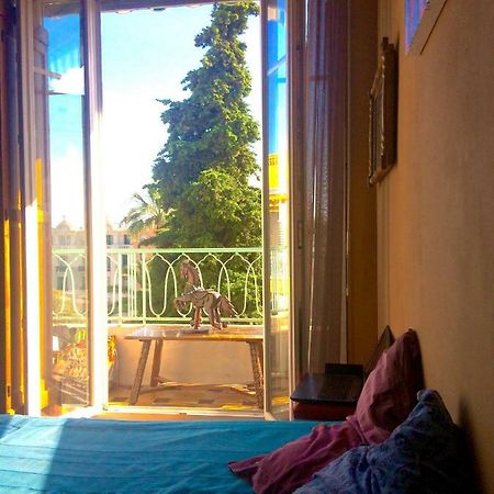 Home Stay - Baie Des Anges Ніцца Екстер'єр фото